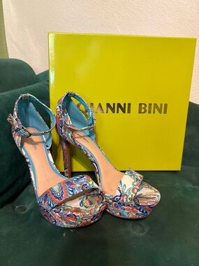 Gianni Bini Multicolor Paisley Platform Sandals - Blue Accent